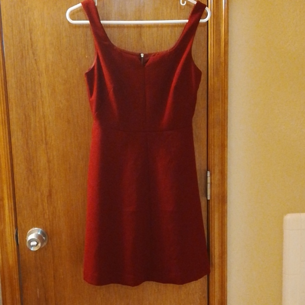 The limited. Classic dress. Petite 2p. Like new.